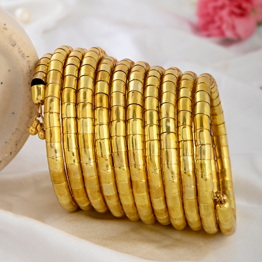 Shoshaa Gold-Plated Spiral Bracelet