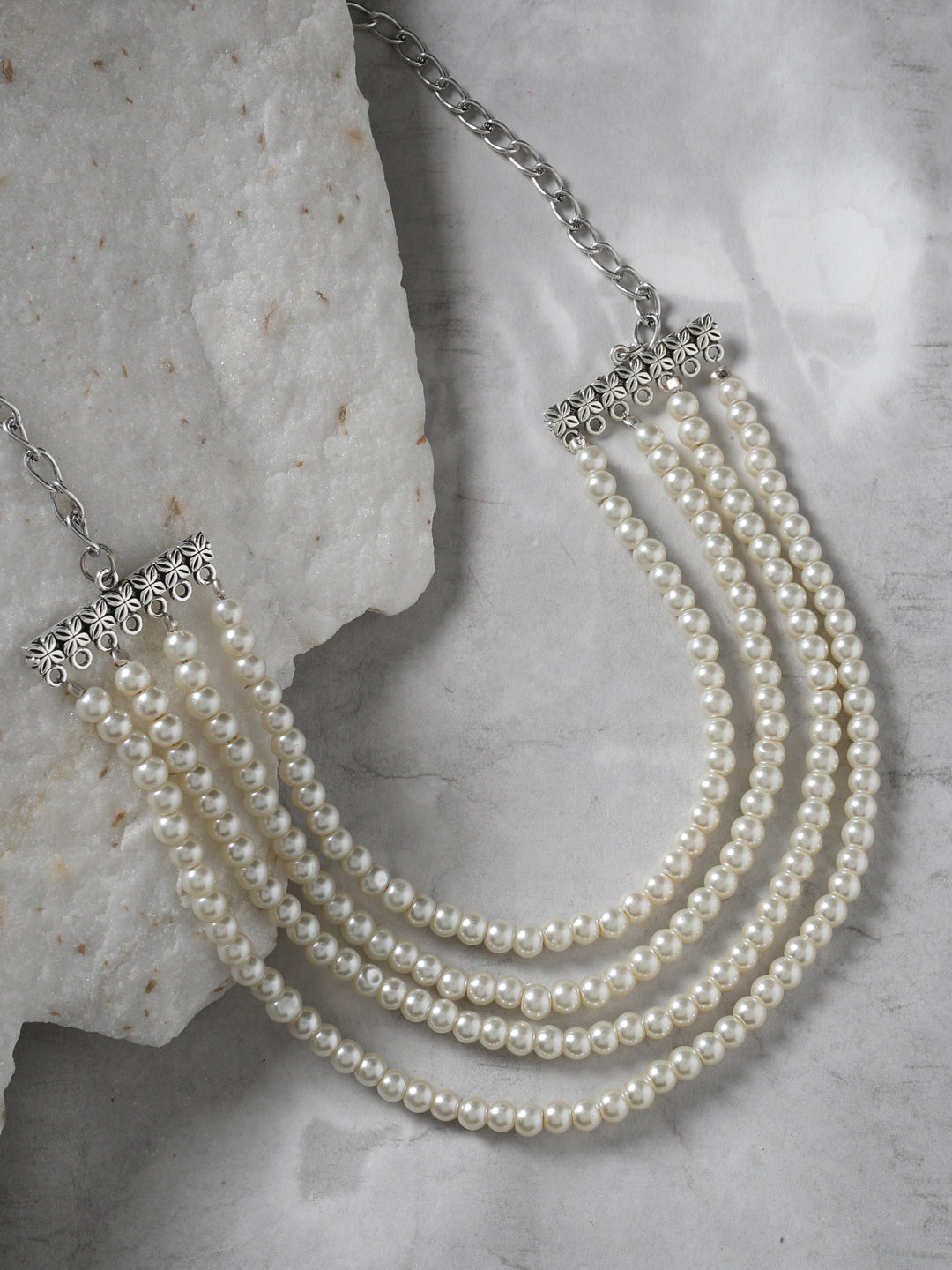 Silver plated Pearl Layered Short Necklace