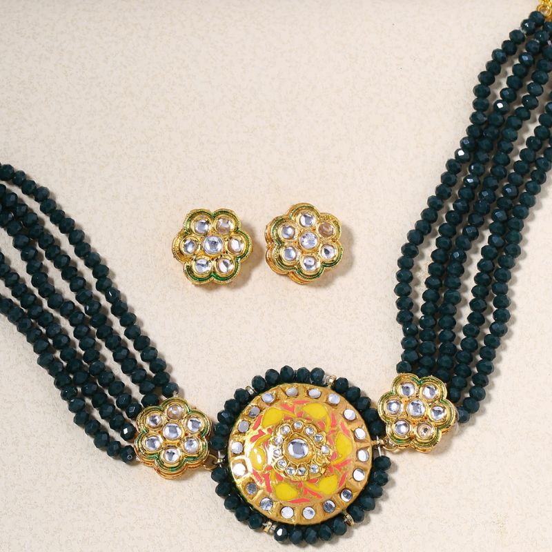 Green Gold-Plated Kundan-Studded Enamel Choker