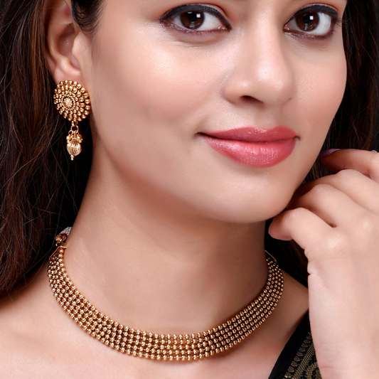 Gold-Plated Elegant Short Necklace