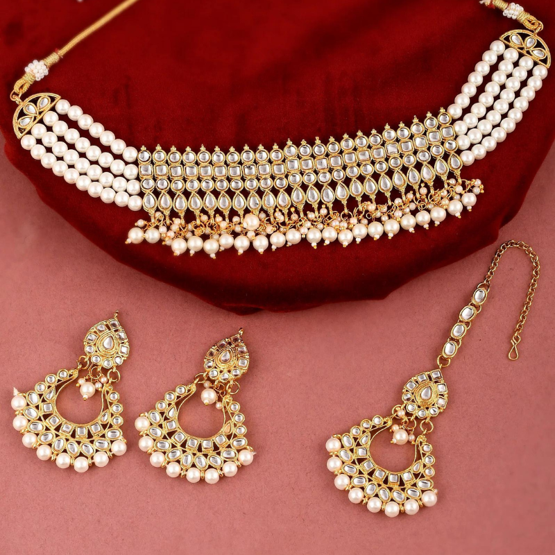 Gold-Plated Kundan Studded Pearl Choker