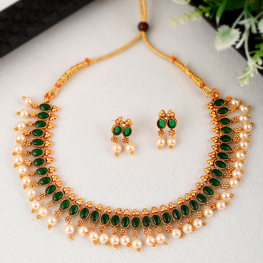Gold-Plated Green Short Necklace