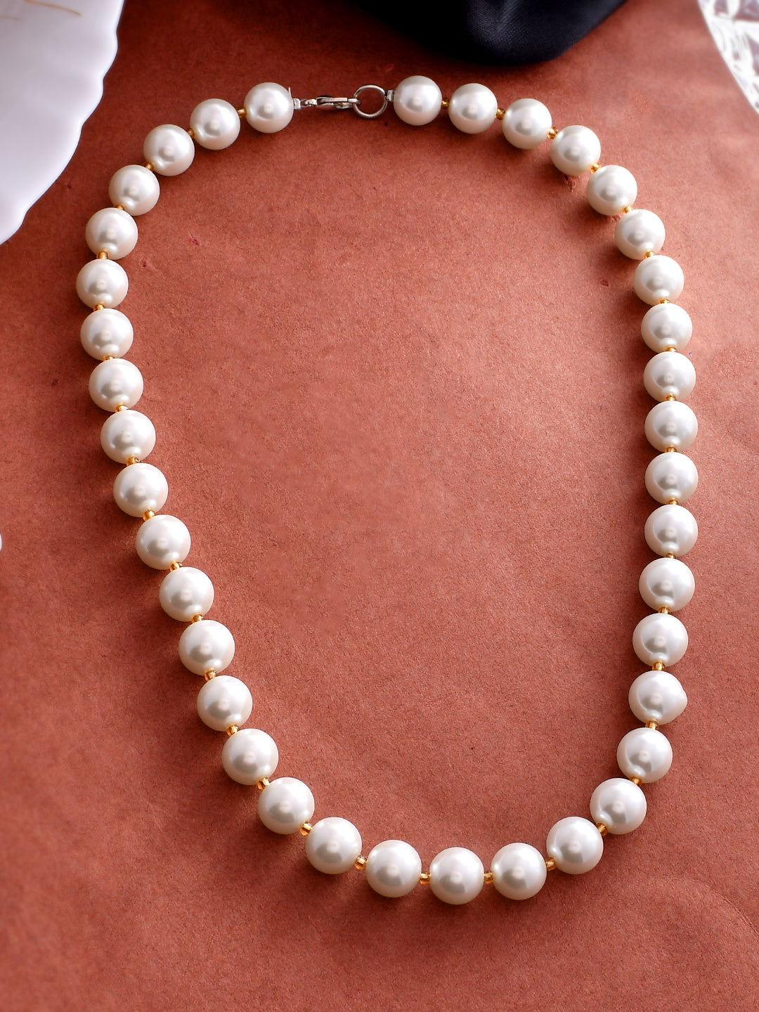 Pearl Beaded Elegant Short Necklace