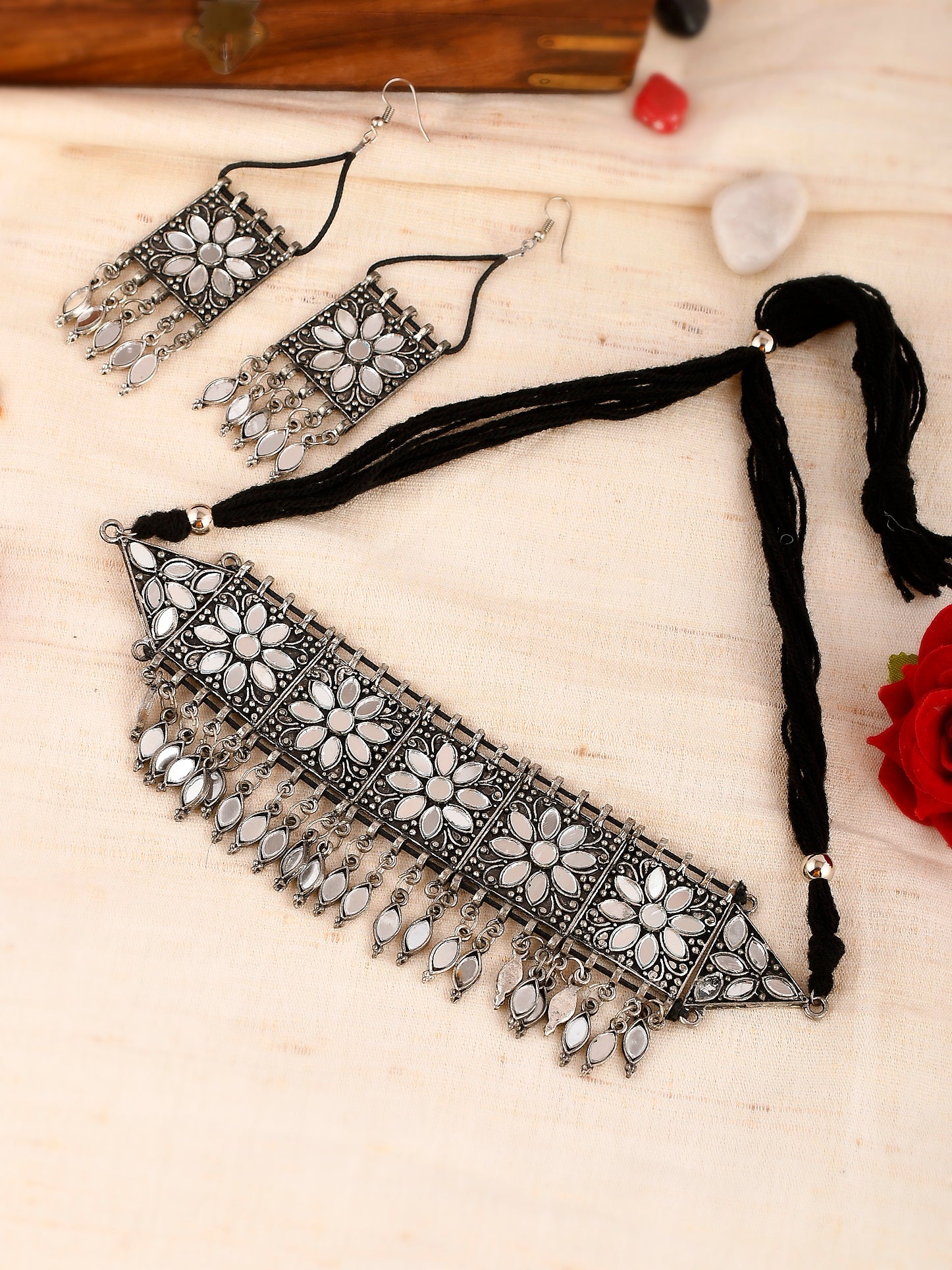 Silver-Plated Oxidised Mirror Choker